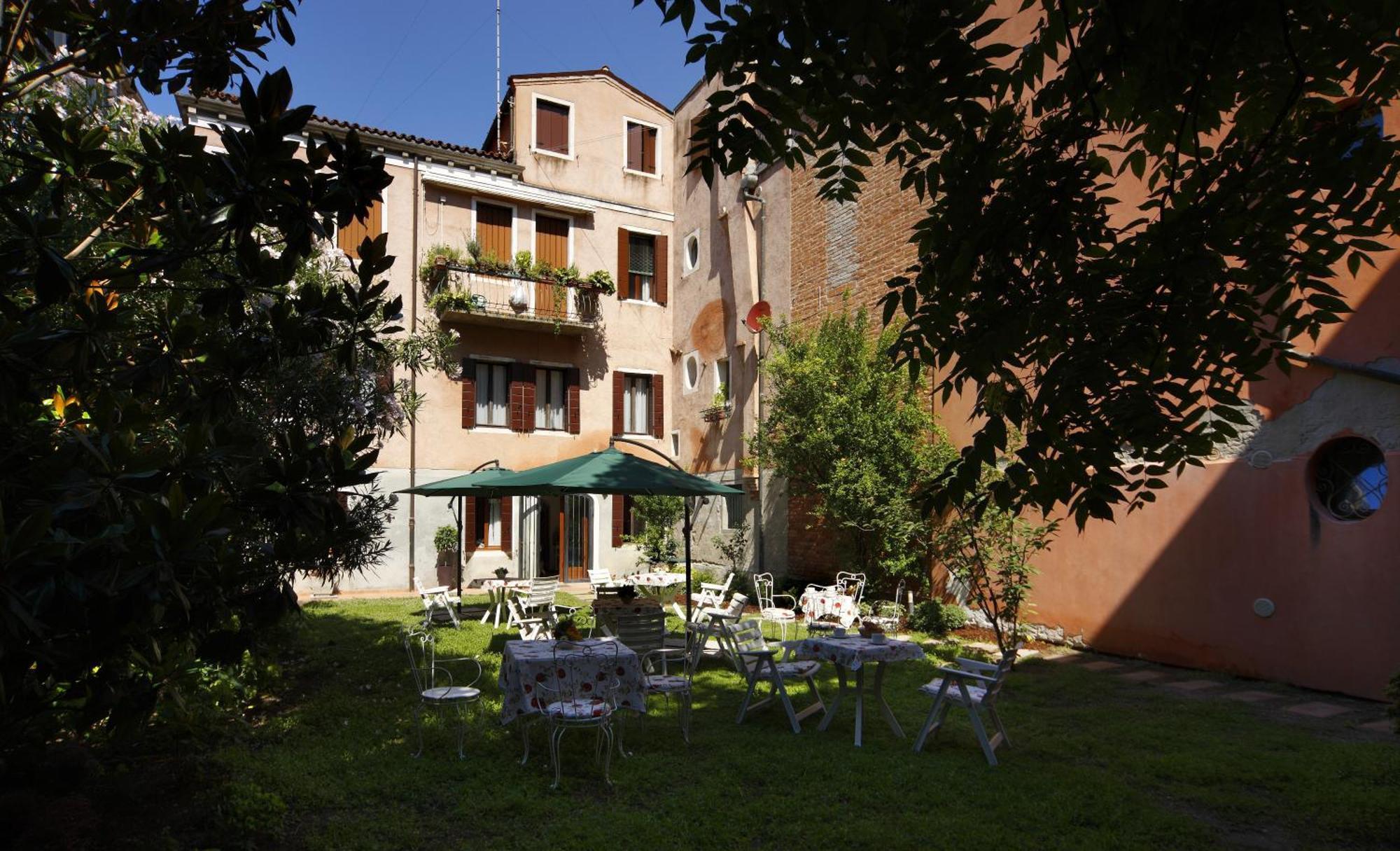 Casa Del Melograno Bed & Breakfast Venice Exterior photo